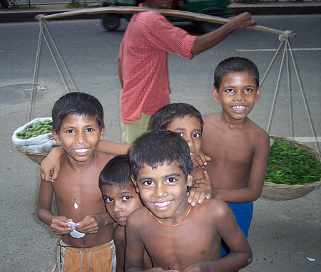 Niños de la calle - Dhaka, Bangladesh